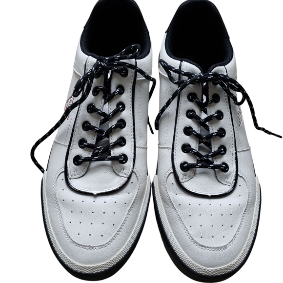 Guess Classic White and Black Sneakers - Picture 2 of 6